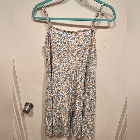 Old Navy Dresses & Skirts - Old Navy Multicolor Floral Tiered Swing Dress Sz M Summer Vacation Cottagecore